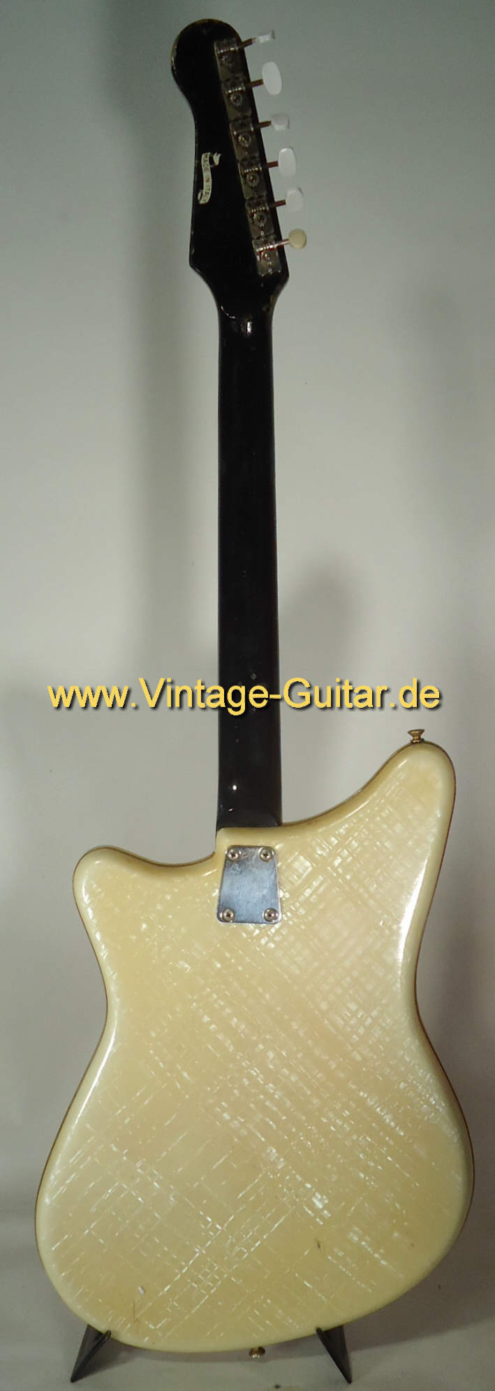 Eko 500 4V guitar b.jpg